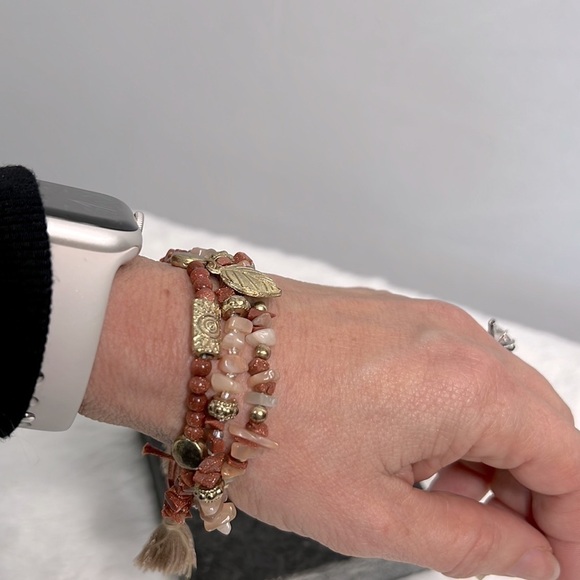 Adjustable bead boho bracelet - Picture 2 of 4